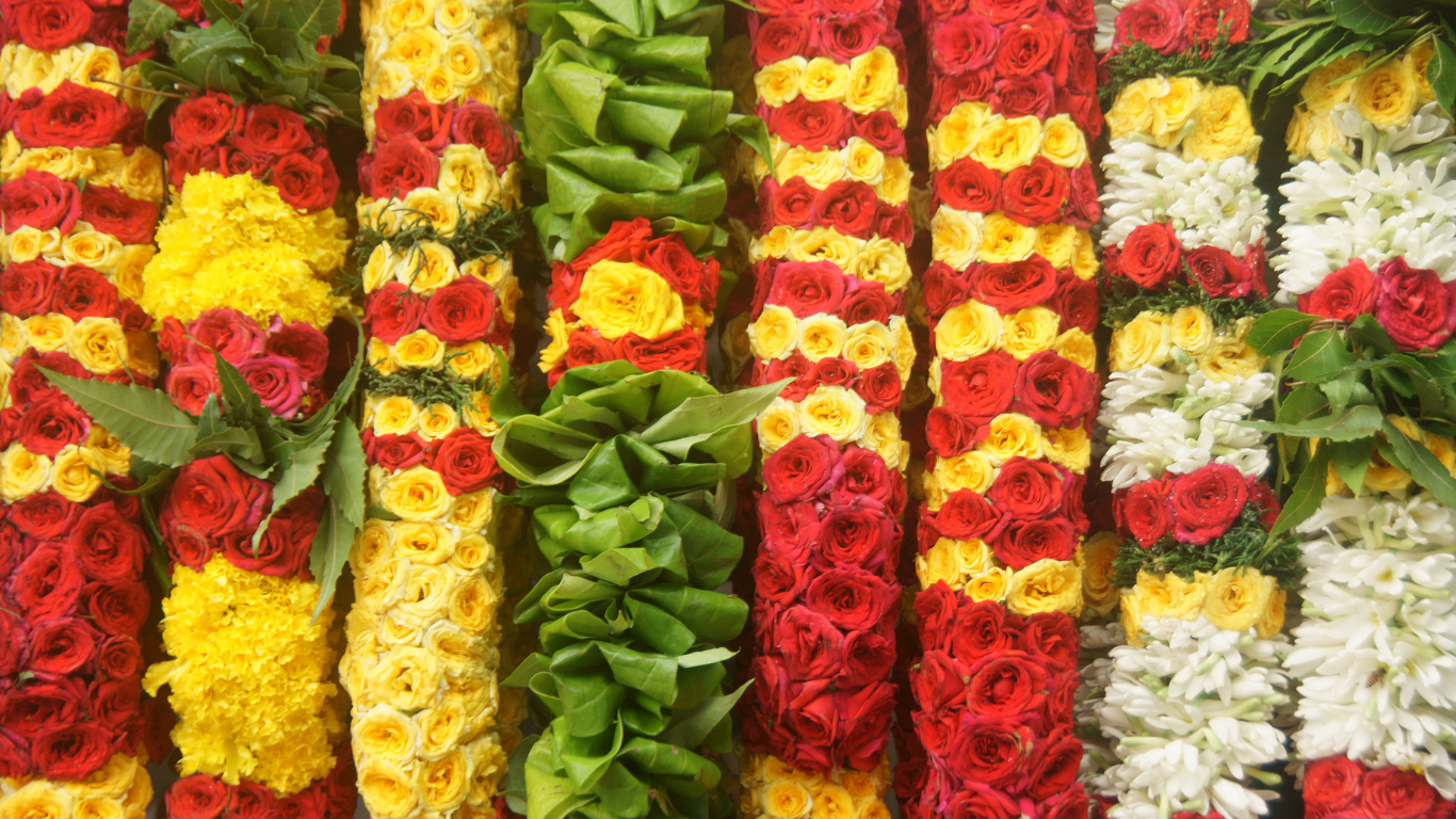 Traditional Jasmine Mala Garland for Religious Ceremonies