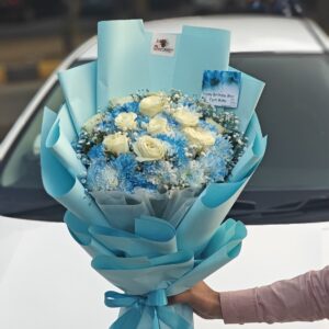 Serene Charm Bouquet – White & Blue Blooms