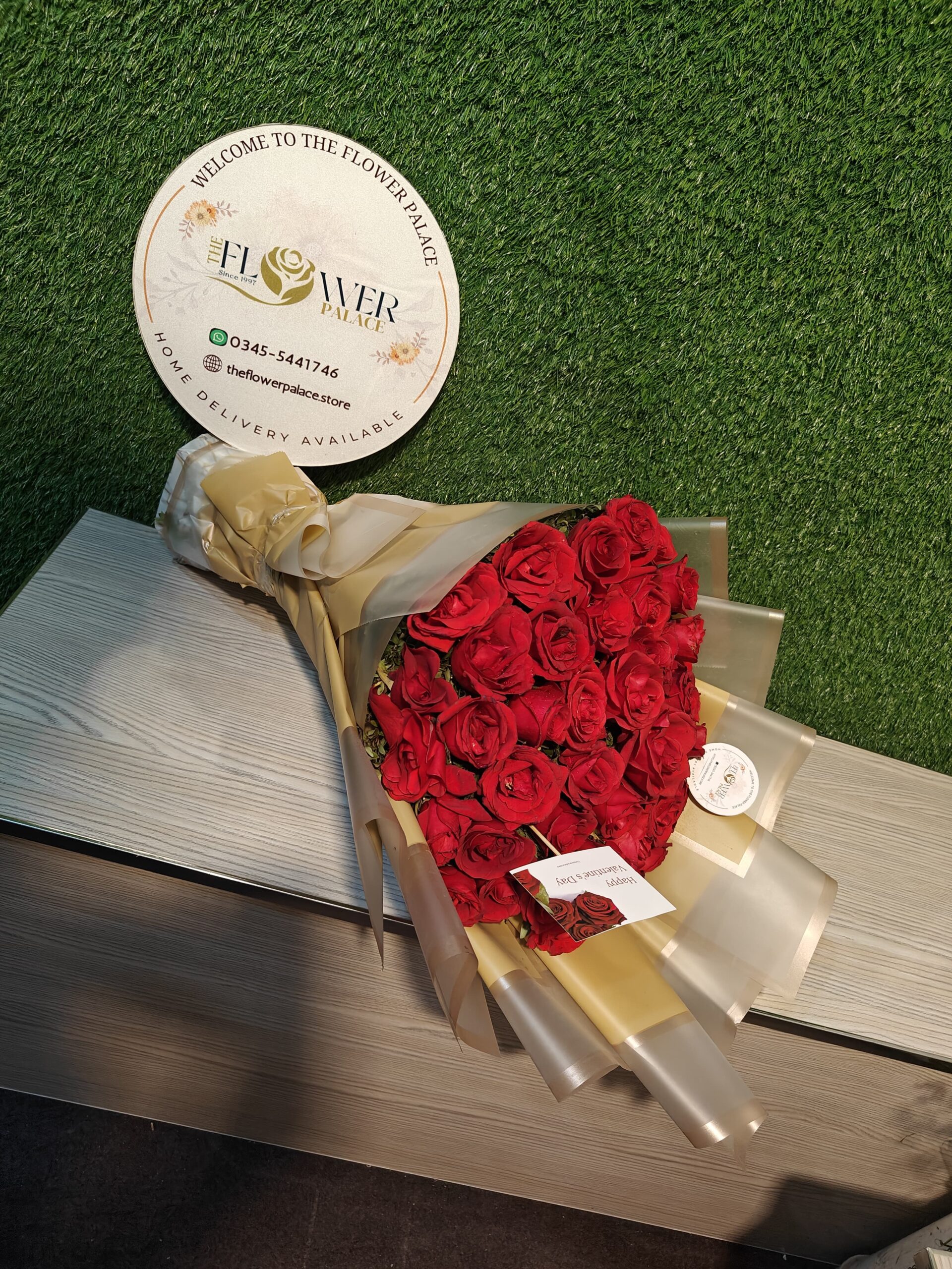 VALENTINES LOVE BOUQUET - Image 3