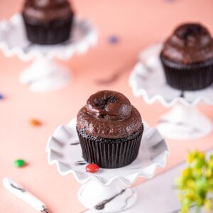 M&M Cupcake Rs450