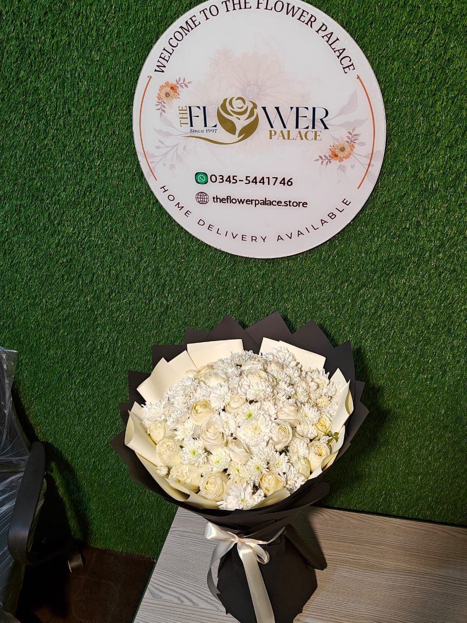 Delight love bouquet - Image 2