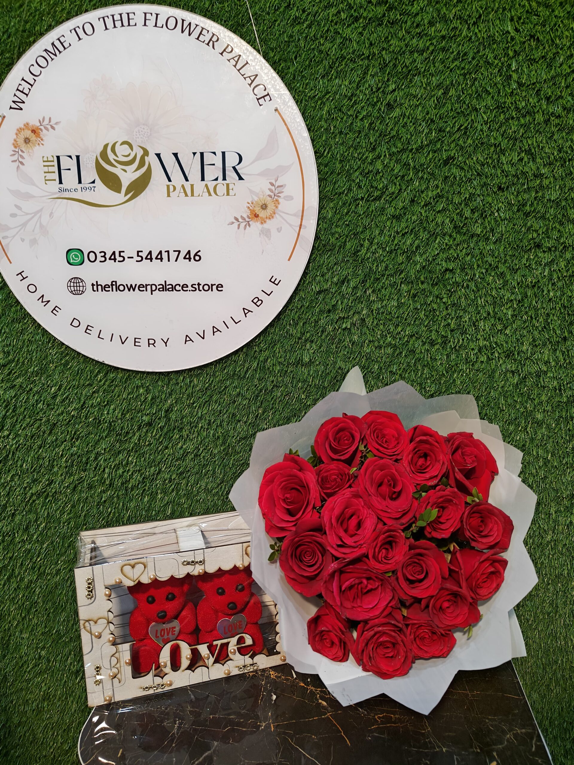 VALENTINES MINI bouquet oniy - Image 2