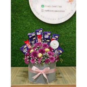 chocolate box with beautifull flowers