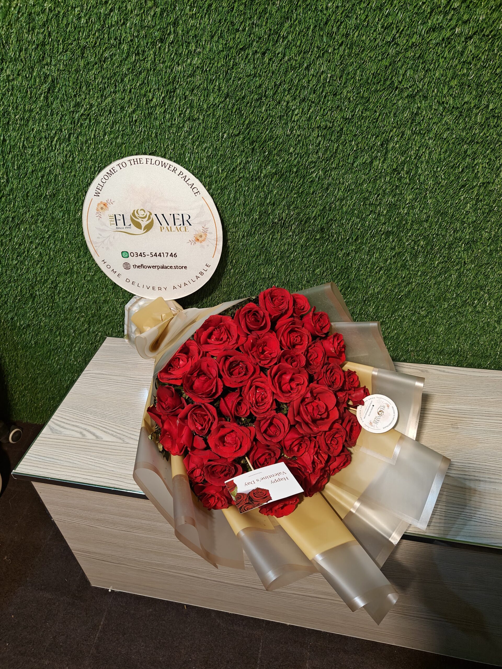 VALENTINES LOVE BOUQUET - Image 2