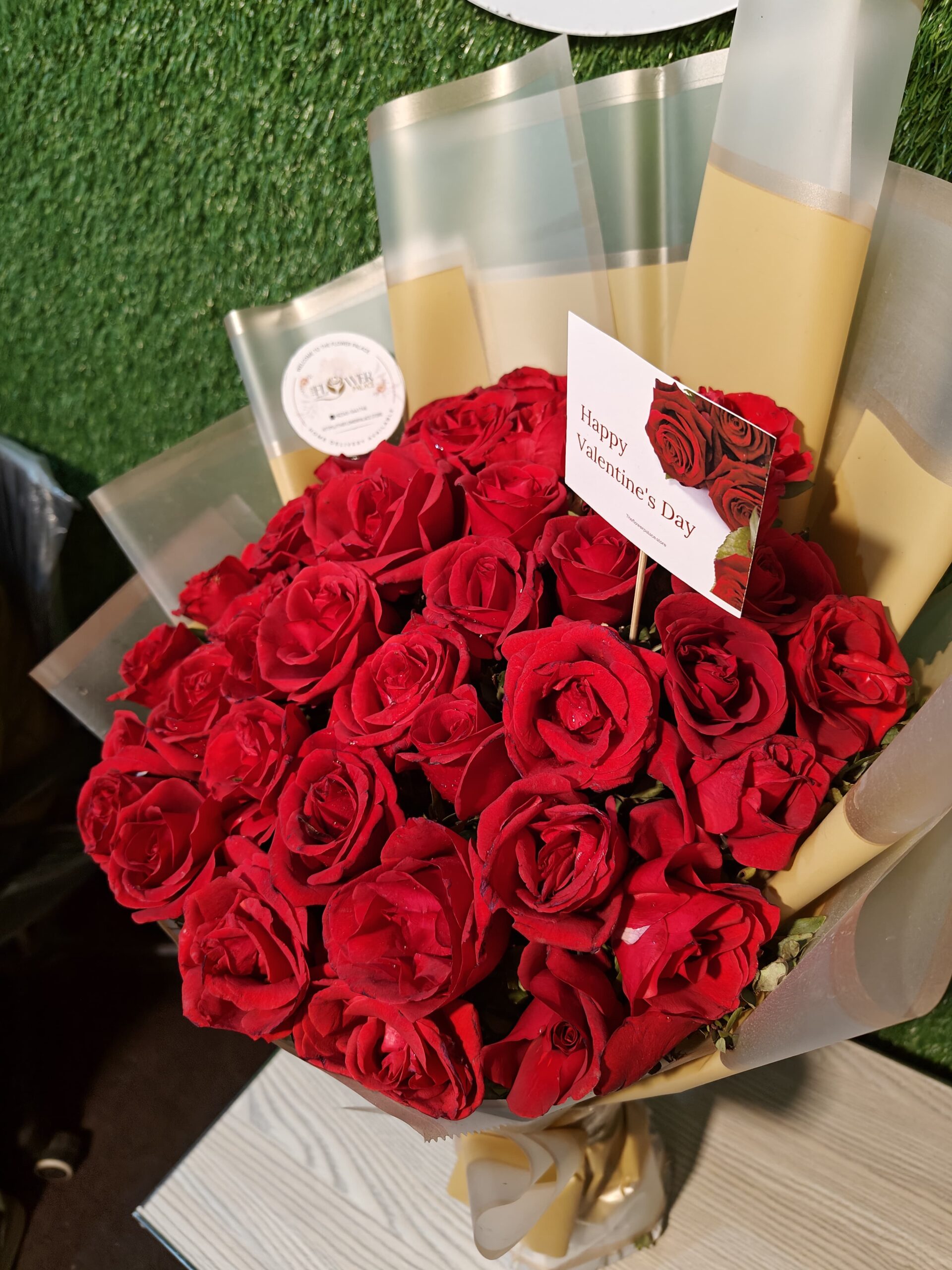 VALENTINES LOVE BOUQUET - Image 4