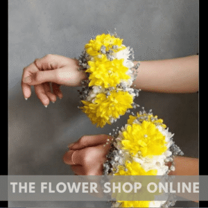 Classic White Petal Gajre